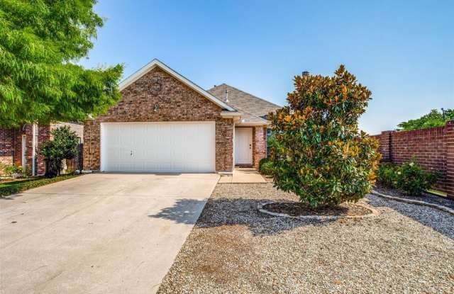 1000 Liberty Circle - 1000 Liberty Circle, Hurst, TX 76053