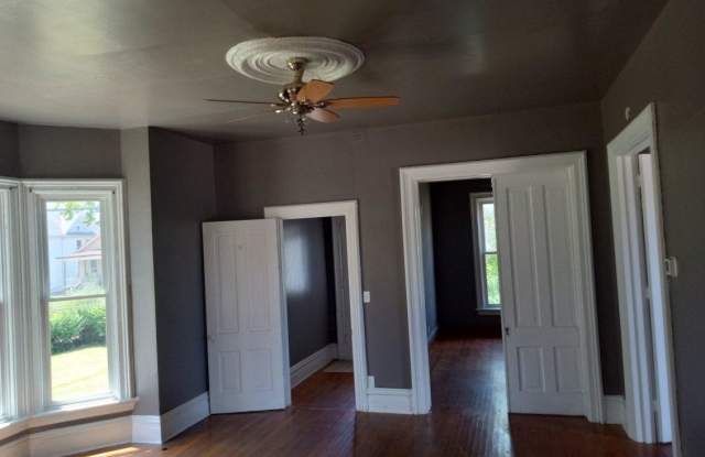 1311 Park Ave photos photos