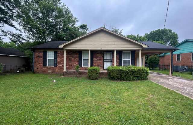 307 Pinewood Street photos photos
