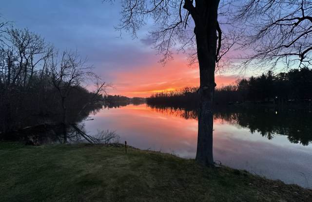 8110 Mills Landing Gallery 4