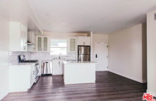 1431 South Sherbourne Drive photos photos