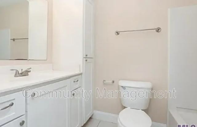 1500 Brightside Dr photos photos