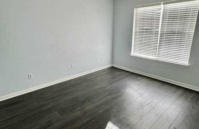 2702 Bluff View Drive Gallery 4