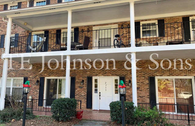 Two Bedroom Condo Convenient To WFU photos photos