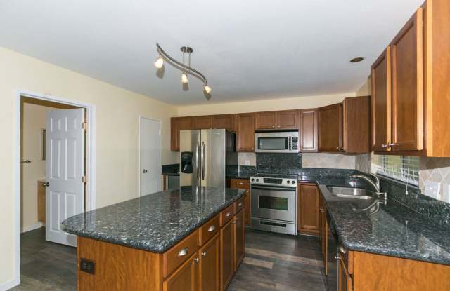 Spacious, pet friendly, updated townhome in Palehua Hillside!! photos photos