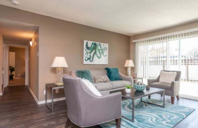 4443 Gardendale Gallery 1