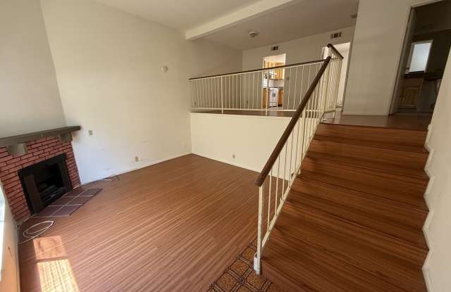 Spacious and light-filled 3-bedroom, 2.5-bath townhome with a bonus den in the heart of Alhambra photos photos