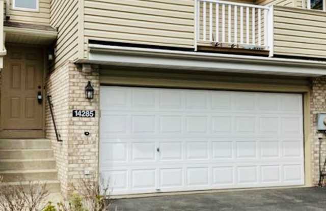 Spacious 2-Bedroom, 2.5 Bathroom, Tri-Level Townhome  Private Deck in Apple Valley! photos photos