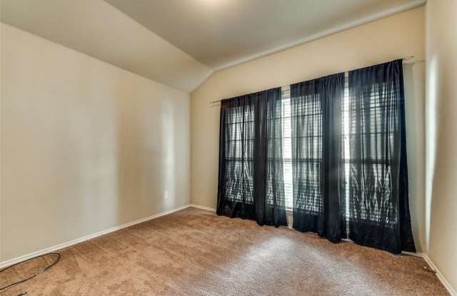 1213 Lone Pine Drive Gallery 4