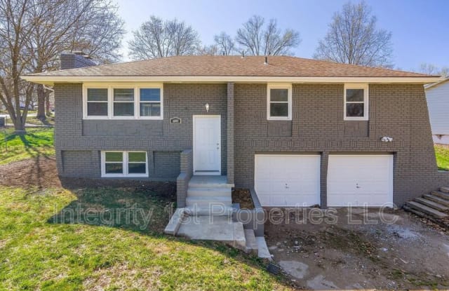 908 Southwest 14th Street Terrace - 908 Southwest 14th Street Terrace, Blue Springs, MO 64015