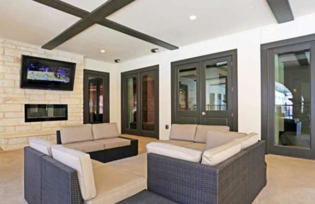 1733 Oak Hill Ln photos photos
