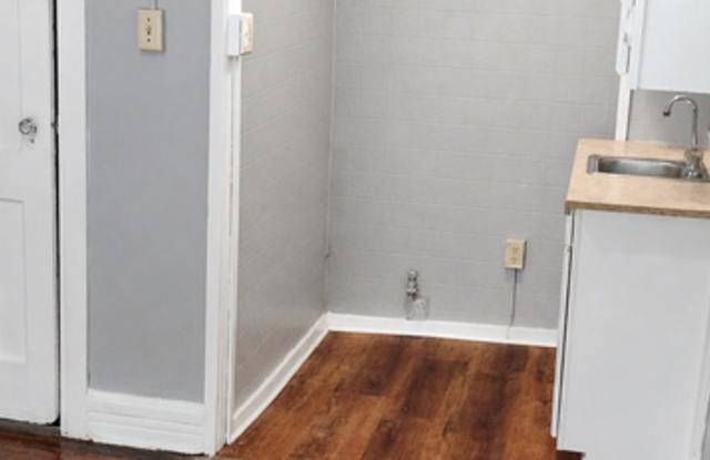 132 Spring Street - 1 Gallery 2