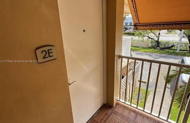 4420 NW 79th Ave photos photos