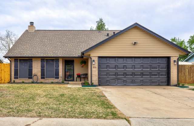 816 Briarcliff Drive Available NOW for immediate move in! photos photos