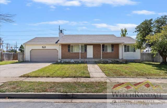 Beautiful Rental Home in Highland photos photos