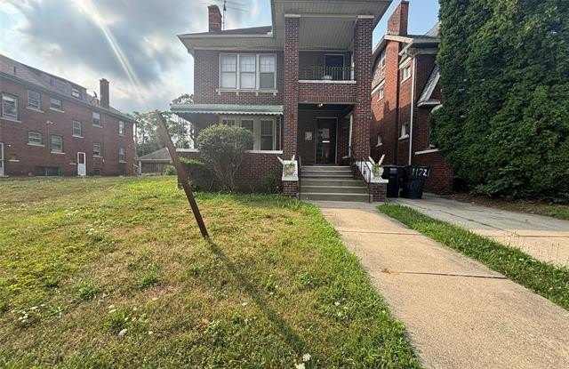 3237 Calvert Street Gallery 1