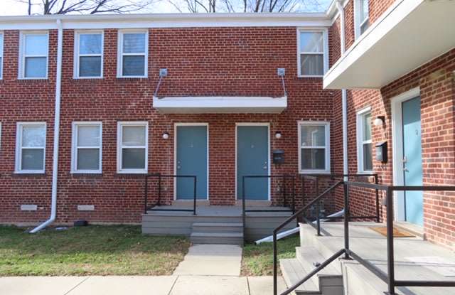 6224 Banks Place, NE Gallery 2
