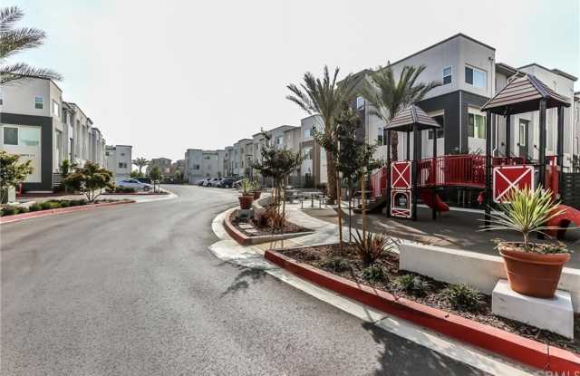 14416 plum Lane Gallery 3