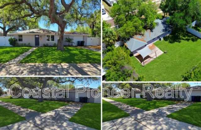 541 Roanoke St photos photos