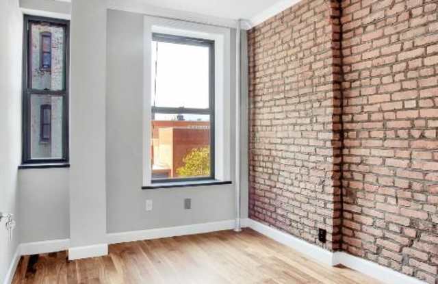 459 W 50th St Gallery 3