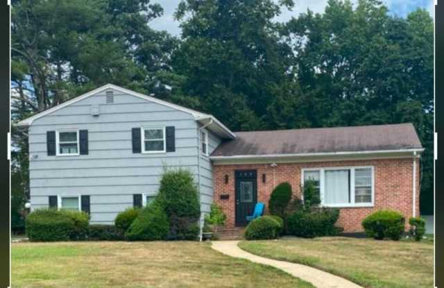 460 Runyan Avenue photos photos