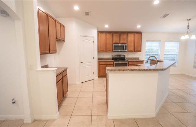 10642 Cabbage Tree Loop Gallery 4