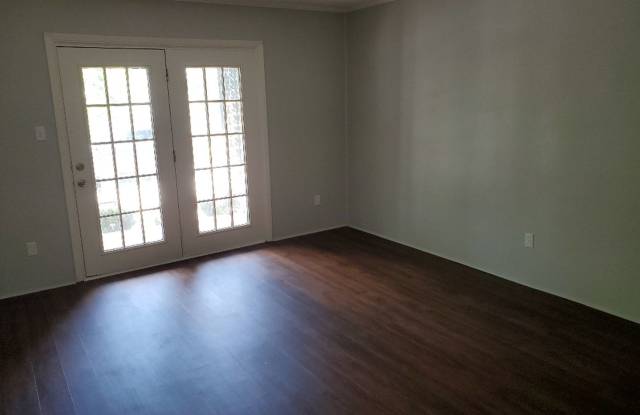 817-C Ridge Rd photos photos