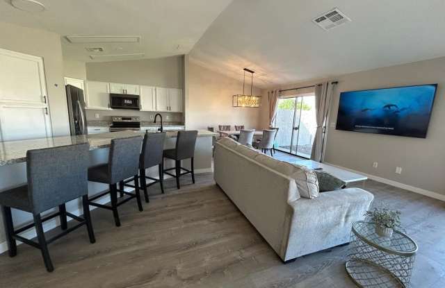 4212 E Sandia Street photos photos