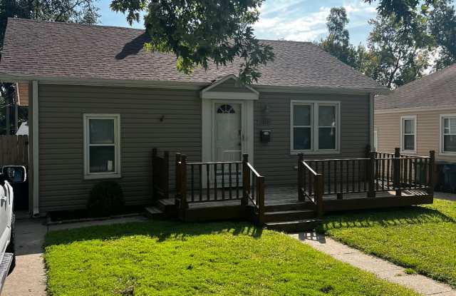2505 Madison Street - 2505 Madison Street, Bellevue, NE 68005
