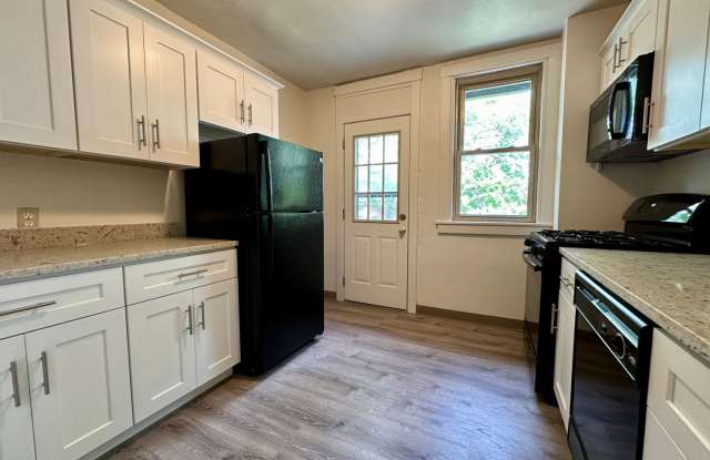 Charming 3 Bedroom Townhome with a Spacious Backyard  Covered Patio! Located in the Heart of Squirrel Hill! photos photos