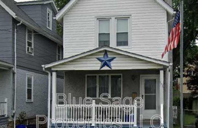 105 W Broadway Ave photos photos