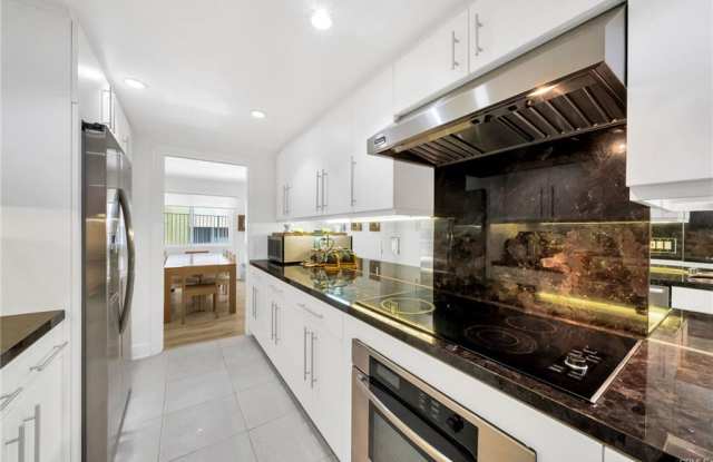 7259 Hillside Avenue - 7259 Hillside Avenue, Los Angeles, CA 90068