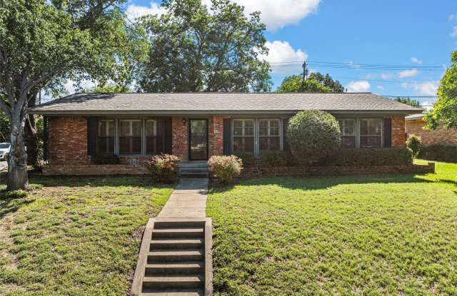 2349 Mount Carmel Drive Gallery 2