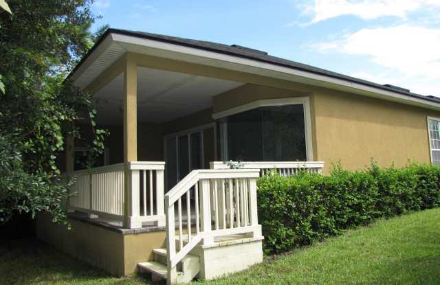 1015 GREEN PINE CIR Gallery 2