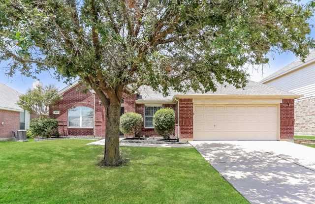 503 Dover Park Trail - 503 Dover Park Trl, Mansfield, TX 76063