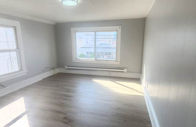 237 Zerby Ave photos photos