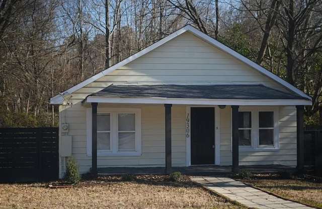 Newly Renovated 3-Bedroom Home for Rent in Prime Cornelius Location! photos photos Newly Renovated 3-Bedroom Home for Rent in Prime Cornelius Location! photos photos