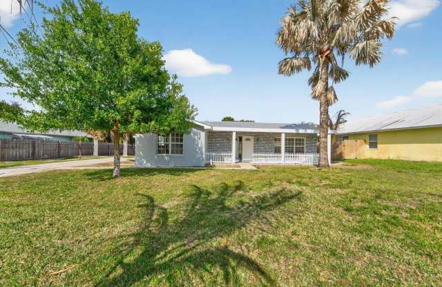 9035 SE Athena Street photos photos