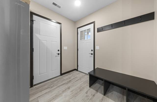 3200 Noble Dr Gallery 2