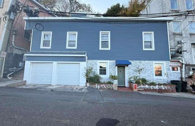 9005 RIVERSIDE PL - 9005 Riverside Place, North Bergen, NJ 07047