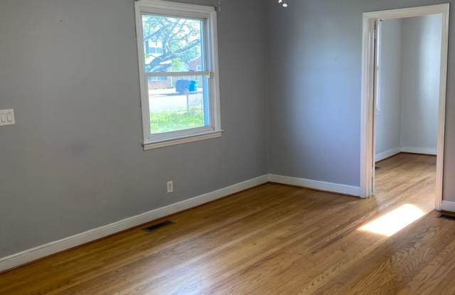 Charming 3-Bedroom Home for Rent – $1,400/Month Gallery 4