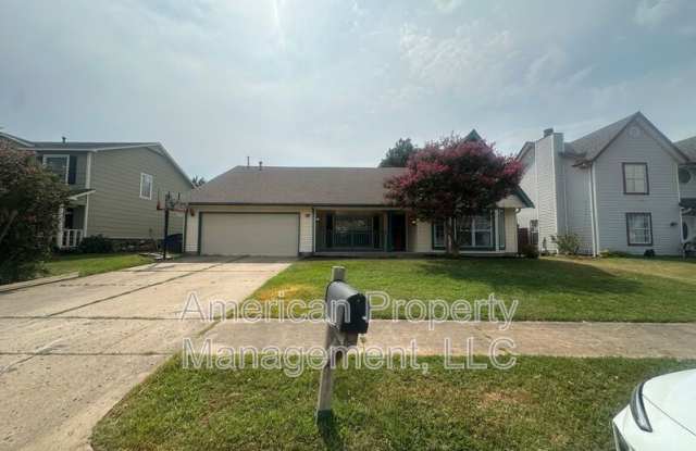 3812 S Dogwood Ave. Gallery 1