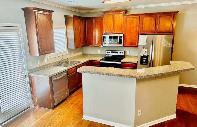 3 Bedroom Townhome in Braselton Gallery 3