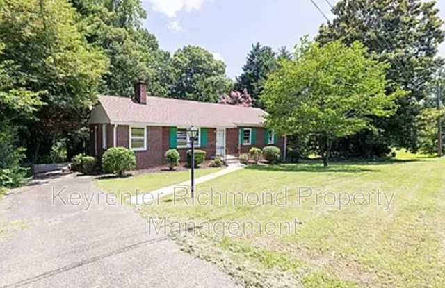 2811 Bon Oaks Lane Gallery 2