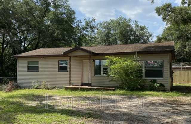 2401 NE 59th Pl photos photos