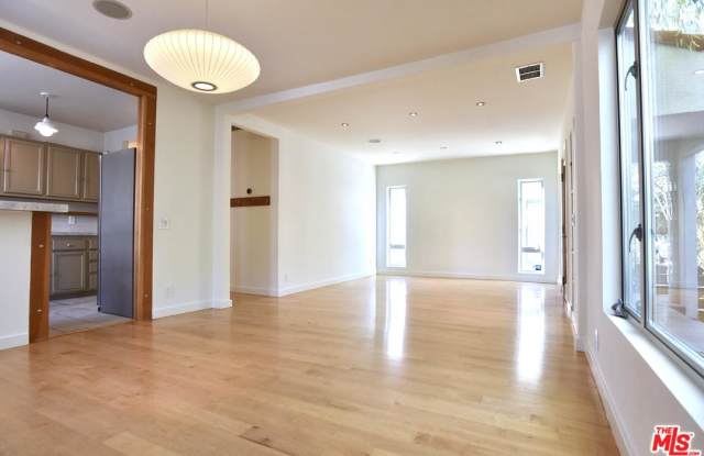 1760 WASHINGTON Way Gallery 4