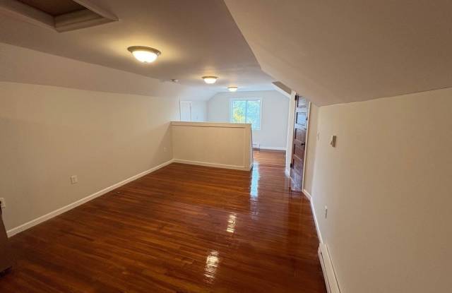 96 Chestnut Street - 96 Chestnut Street, Bristol, CT 06010 96 Chestnut Street - 96 Chestnut Street, Bristol, CT 06010