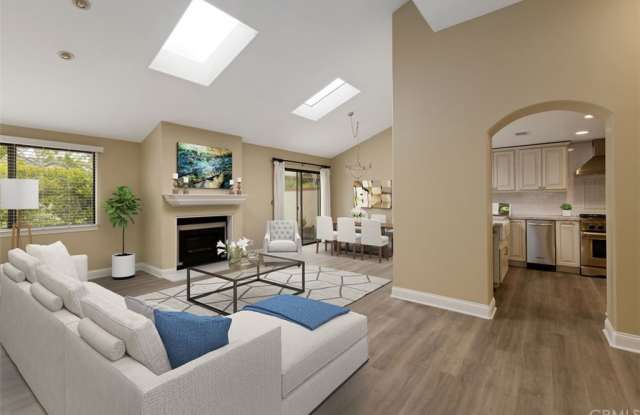 8 Grenada Court - 8 Grenada Court, Manhattan Beach, CA 90266