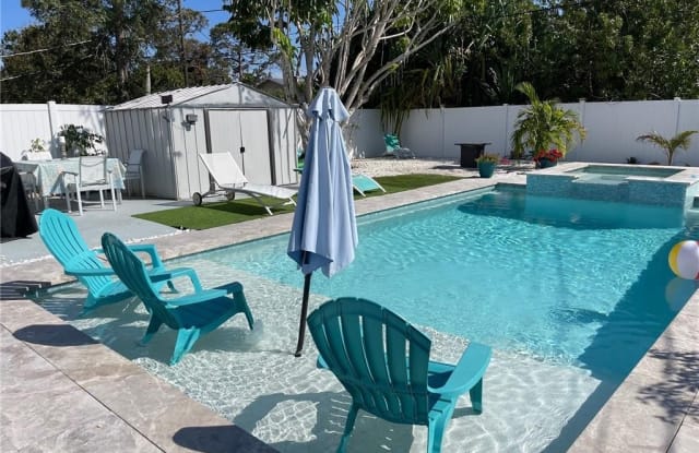 576 101st AVE - 576 101st Avenue North, Naples Park, FL 34108