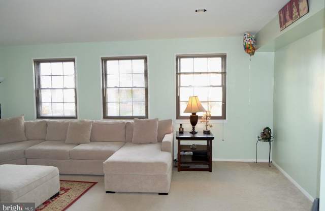 42 WINSLOW PARK DR Gallery 4